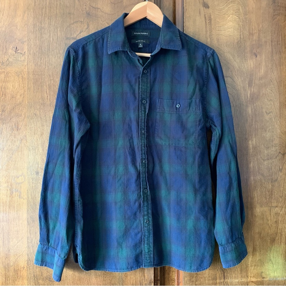Banana Republic Untucked Slim Fit Plaid Button-Down Shirt